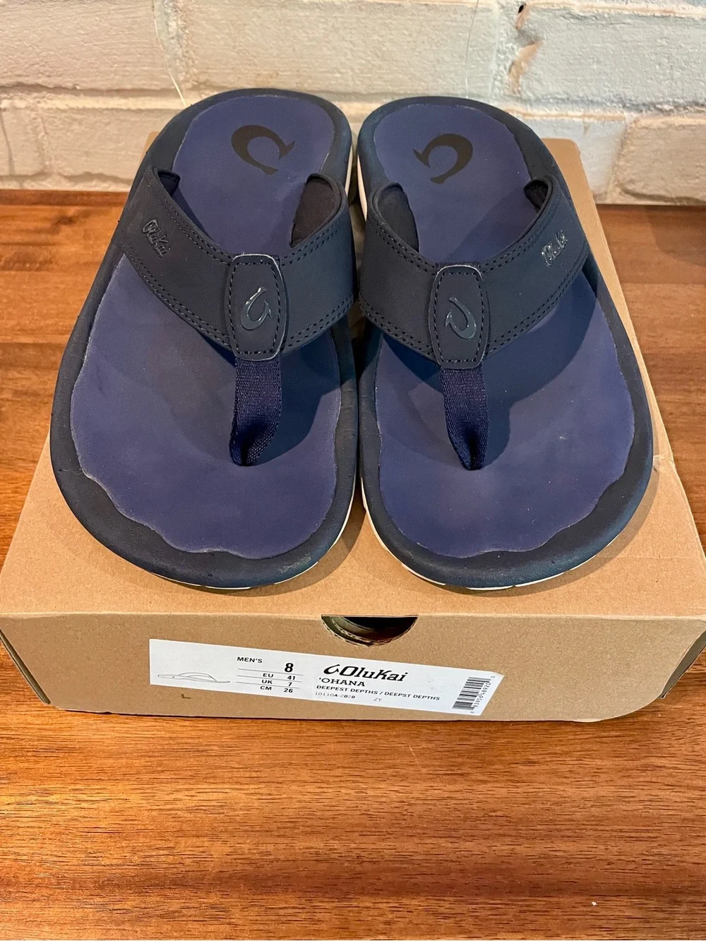 OluKai Men's ‘Ohana Sandals, size 8
